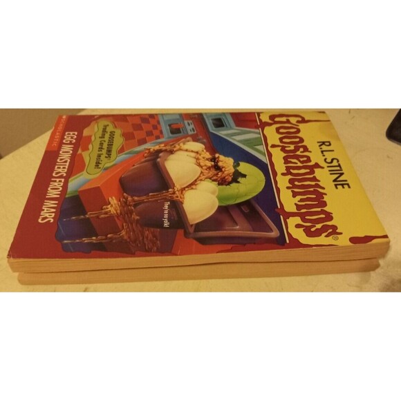 R.L. Stine's Goosebumps Book #42 Egg Monsters From Mars Preowned - Picture 6 of 11